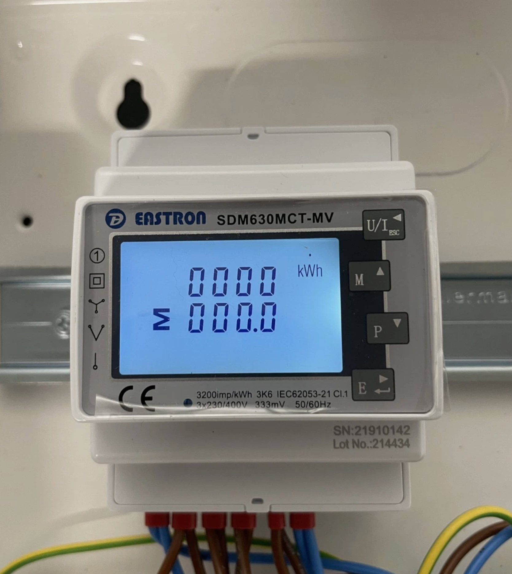 Eastron SMD630MCT-Mv meter live in the field din rail mounted